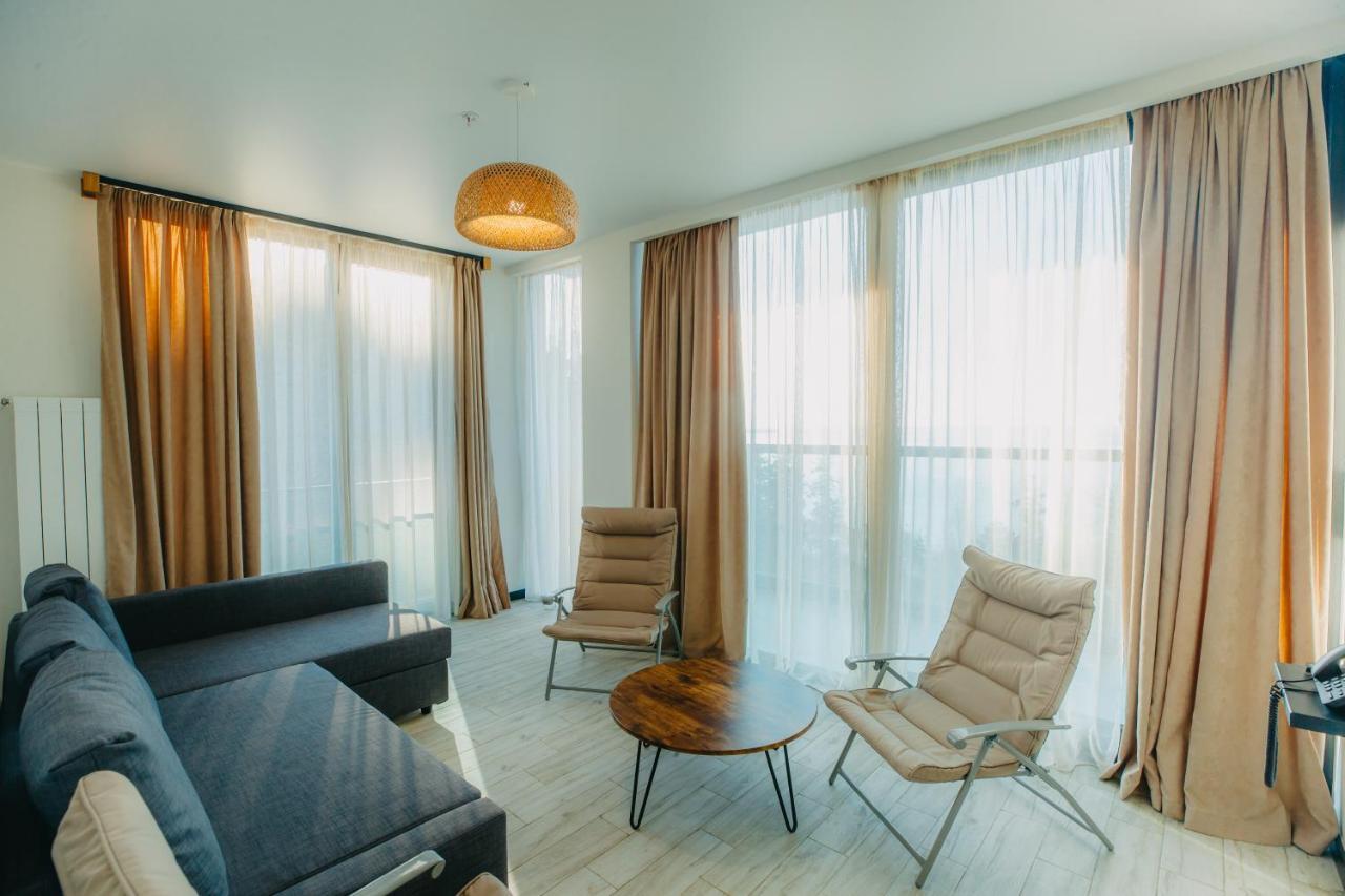 Capo Verde Hotel Батумі Екстер'єр фото