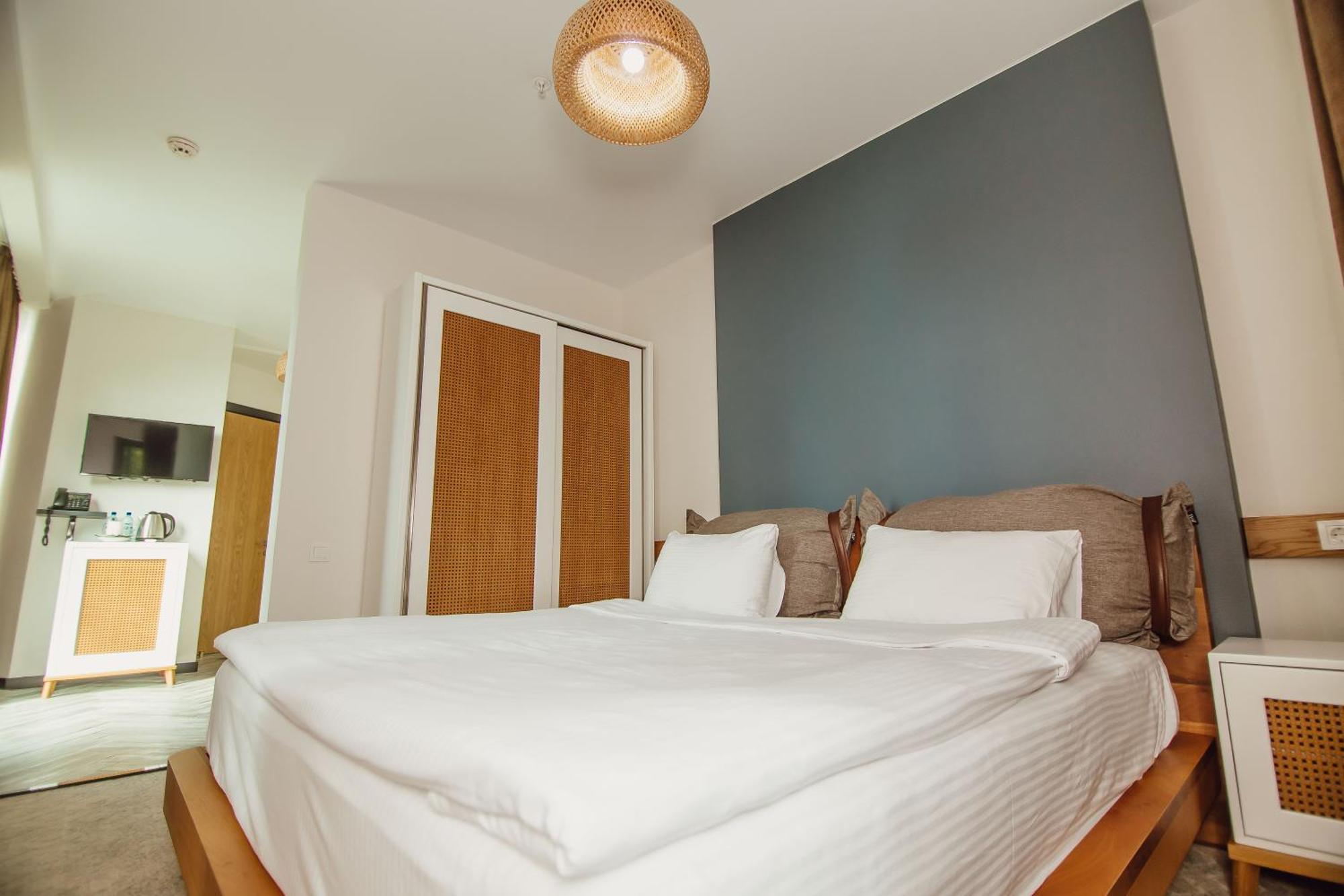 Capo Verde Hotel Батумі Екстер'єр фото